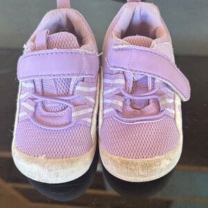 OshKosh B'gosh Lavender Kids Sneakers